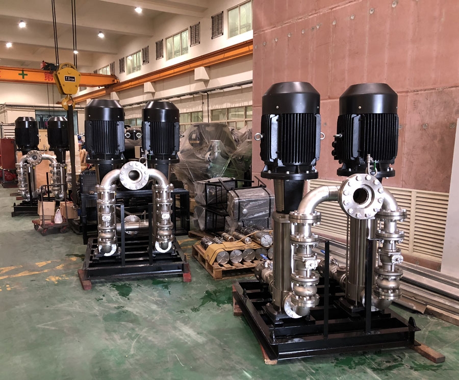 九如團隊完成12套大型不銹鋼立式多段泵的生產,出口到沙烏地阿拉伯(2018/March)